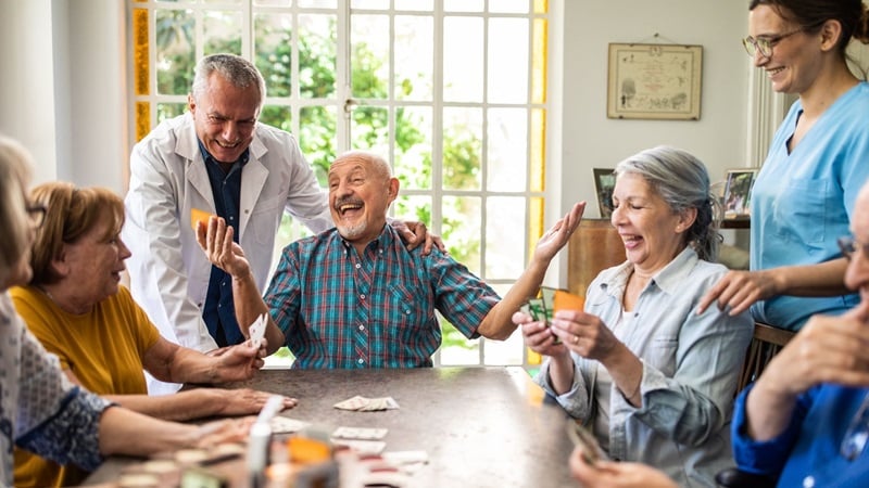 Maximiser l'expertise stratégies efficaces pour l'embauche de seniors